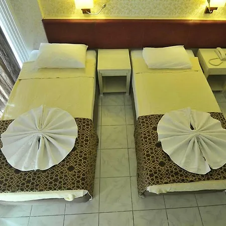 Sun Kiss Hotel Side