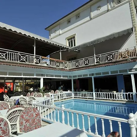 Sun Kiss Hotel